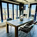 Stromdampfer, Lounge